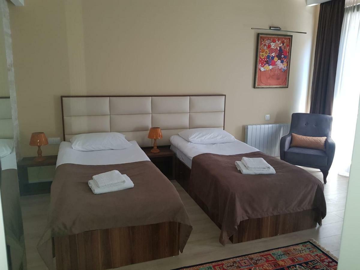 Apart Hotel Avlabari Yard Tbilisi Eksteriør bilde