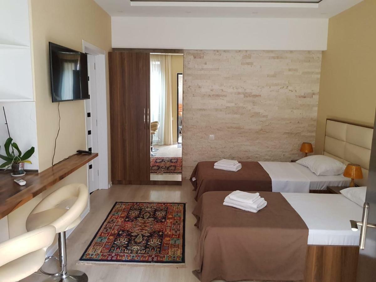 Apart Hotel Avlabari Yard Tbilisi Eksteriør bilde