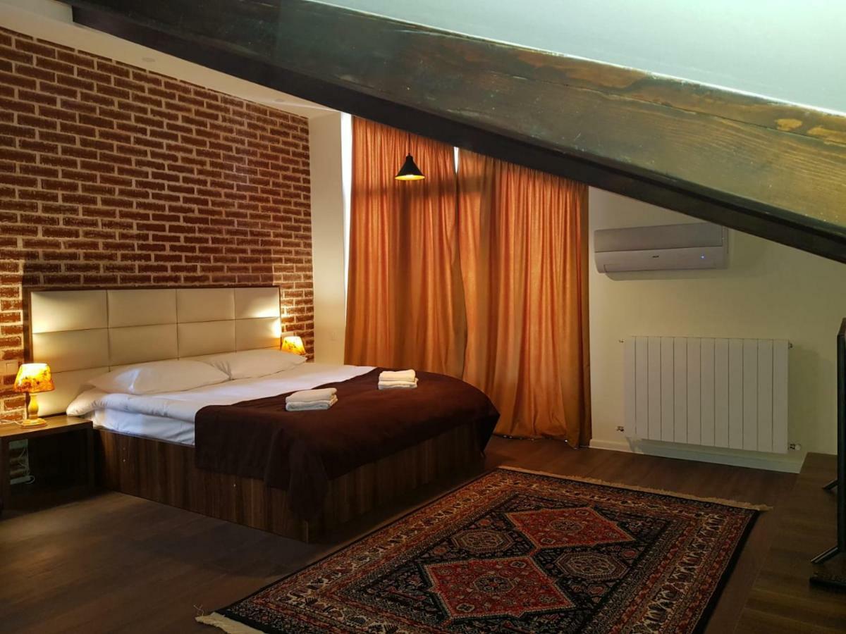 Apart Hotel Avlabari Yard Tbilisi Eksteriør bilde